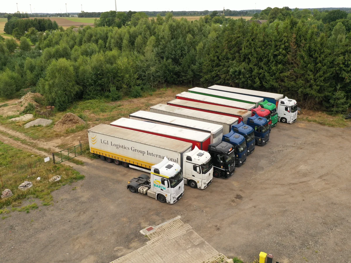 Flota DK Solution — naczepy gotowe do transportu
